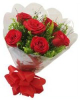 Buque com 6 rosas